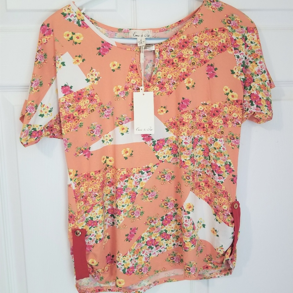 Emi & Joe Knit Top NWT Medium Peach